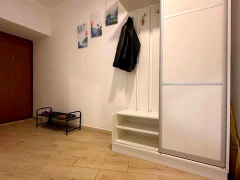 квартира за адресою Хотинська вул., 7