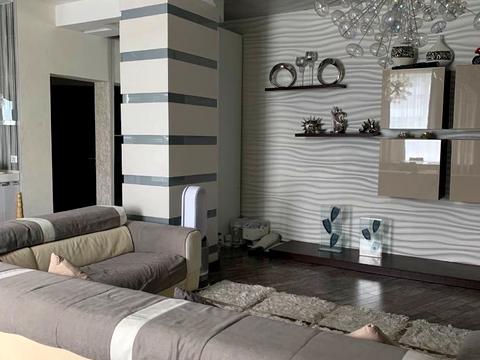 квартира за адресою Літературна вул., 1а