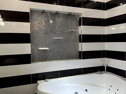 квартира за адресою Літературна вул., 1а