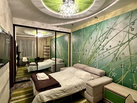 квартира за адресою Літературна вул., 1а