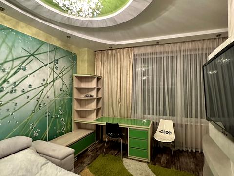 квартира за адресою Літературна вул., 1а