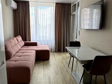 квартира за адресою Дніпровська набережна вул., 18-Б