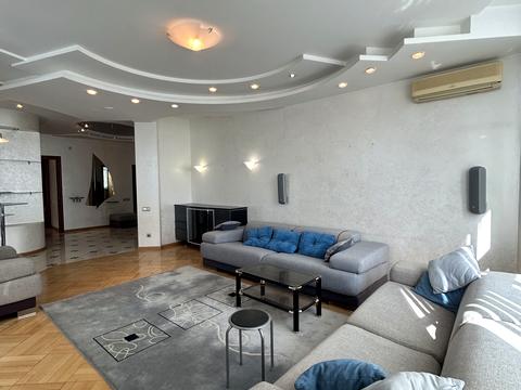 квартира по адресу Киев, Владимира Ивасюка просп. (Героїв Сталінграду), 12-Є