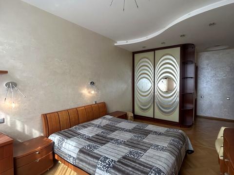 квартира по адресу Киев, Владимира Ивасюка просп. (Героїв Сталінграду), 12-Є