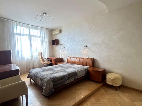 квартира по адресу Киев, Владимира Ивасюка просп. (Героїв Сталінграду), 12-Є