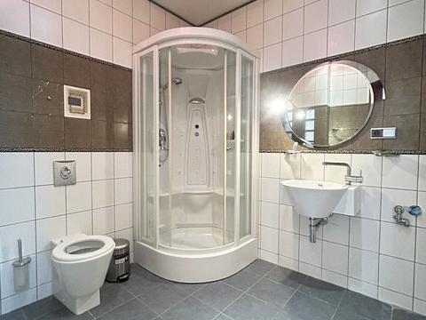 квартира по адресу Киев, Владимира Ивасюка просп. (Героїв Сталінграду), 12-Є