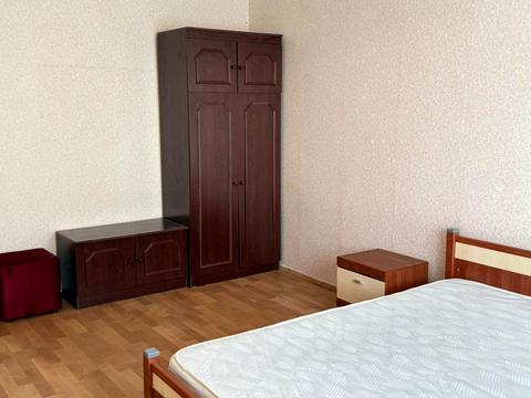 квартира за адресою Київ, Анни Ахматової вул., 28