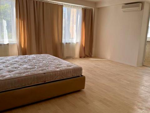 квартира за адресою Назарівська вул. (Вєтрова), 7-Б