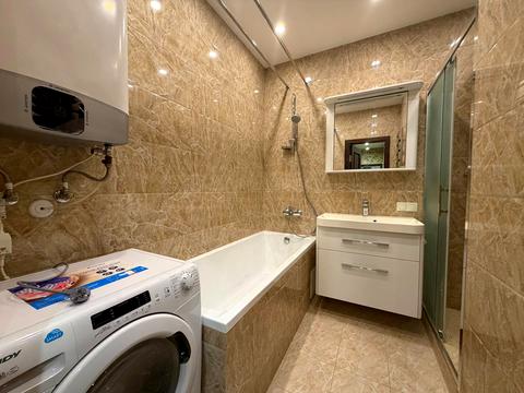 квартира по адресу Драгоманова ул., 10