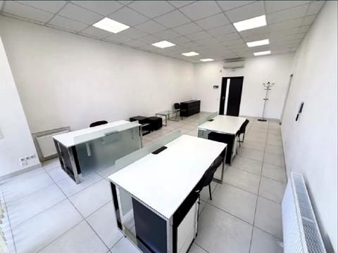 комерційна за адресою Крутогірний узвіз (Рогальова), 28