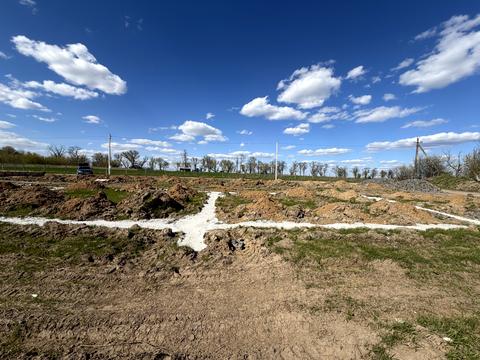 участок по адресу Головна