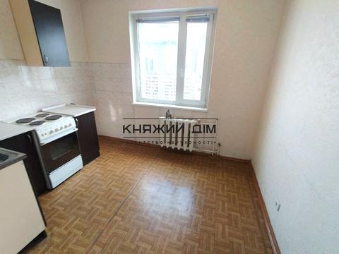 комерційна за адресою Петра Григоренка просп., 38а