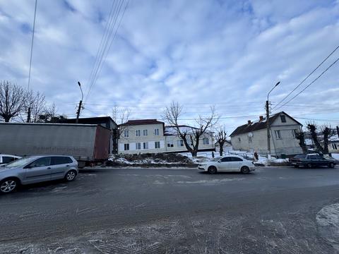 комерційна за адресою майдан Шевченка пл., 17