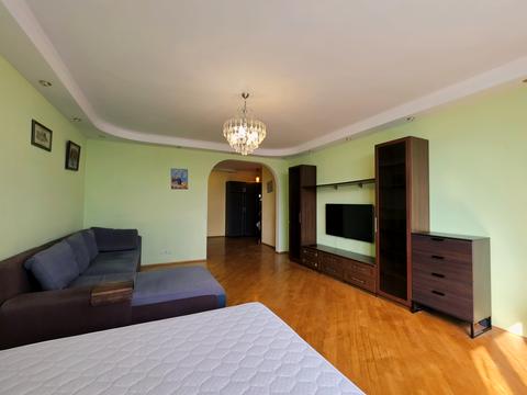 квартира за адресою Миколи Бажана просп., 1-М