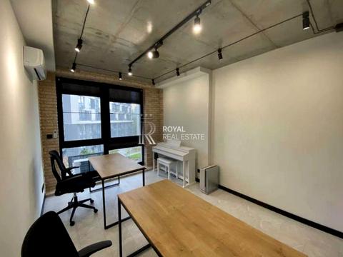 комерційна за адресою Зарічна вул., 6 к1