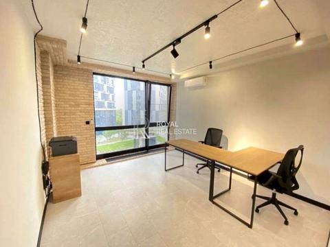 комерційна за адресою Зарічна вул., 6 к1