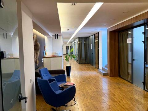 комерційна за адресою Тараса Шевченка бульв., 35