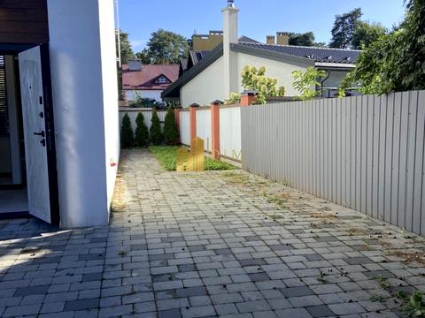 дом по адресу пгт. Брюховичи, Владимира Ивасюка ул., 34