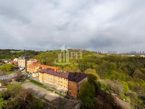 квартира за адресою Буслівська вул., 12