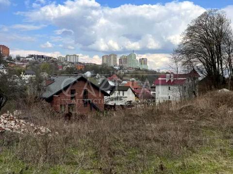 ділянка за адресою Парникова вул., 22-Б