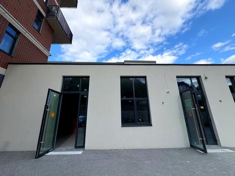 комерційна за адресою Галицька вул., (Будинок)