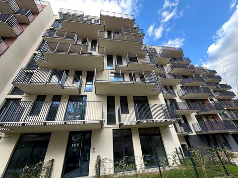 комерційна за адресою Галицька вул., (Будинок)