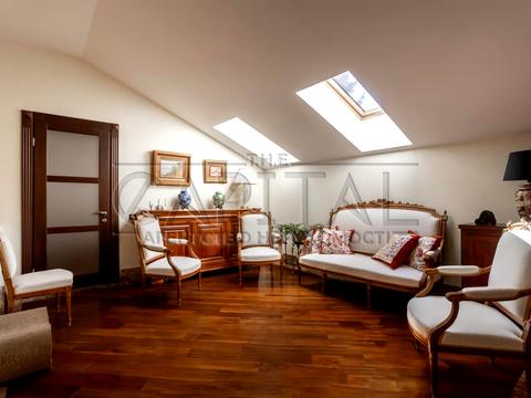 будинок за адресою с. Іванковичі, вул. Авіаторів, 48