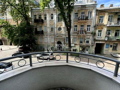 квартира по адресу Александра Конисского ул., 76-78