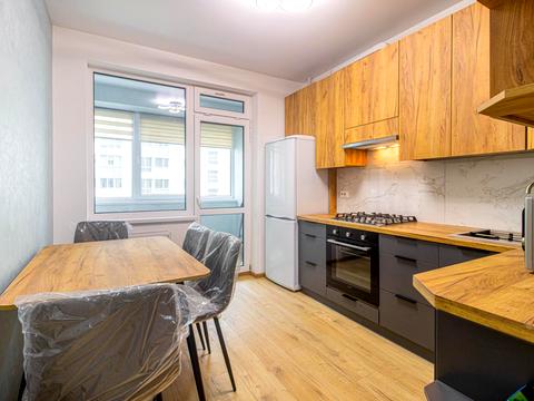 квартира за адресою Героїв Крут вул., 4-А