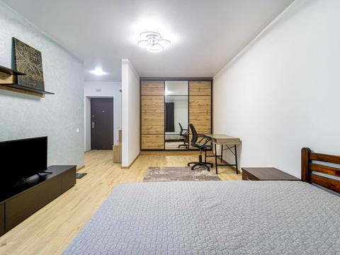 квартира за адресою Героїв Крут вул., 4-А