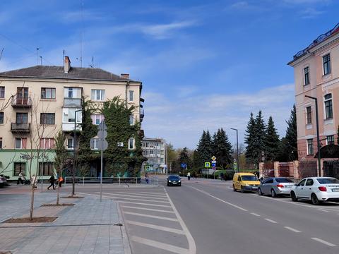 квартира за адресою Листопадова вул., 8