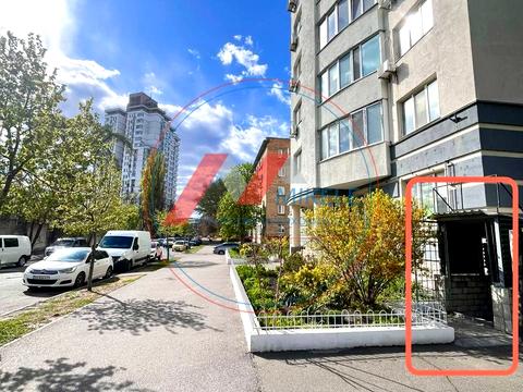 комерційна за адресою Юрія Литвинського вул. (Російська), 45-Б