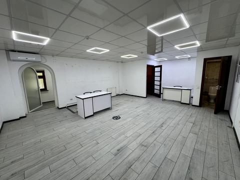 комерційна за адресою Івано-Франківськ, Дністровська вул., 63