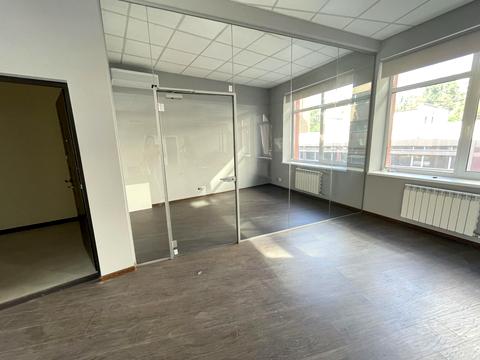 комерційна за адресою Глибочицька вул., 17а