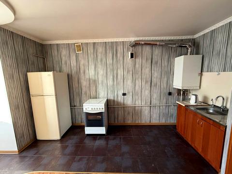 квартира за адресою Зодчих вул., 18