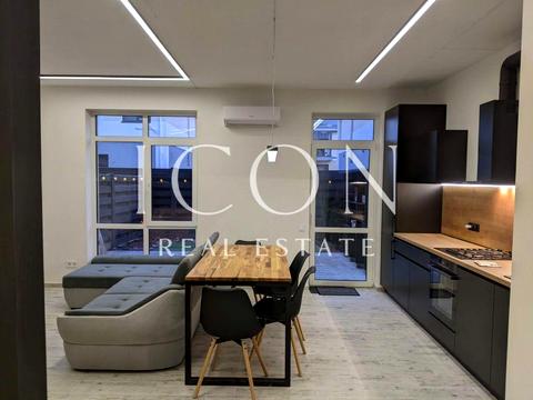 будинок за адресою Світанкова вул.