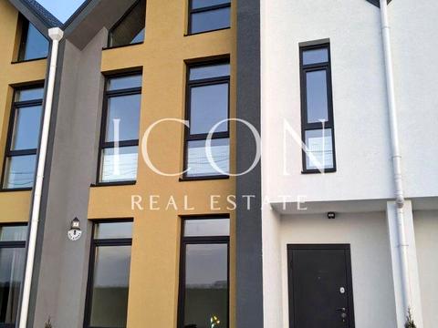 будинок за адресою Світанкова вул.