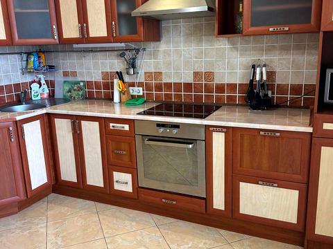 квартира за адресою Анни Ахматової вул., 35-А