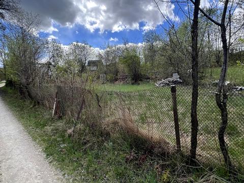 участок по адресу 