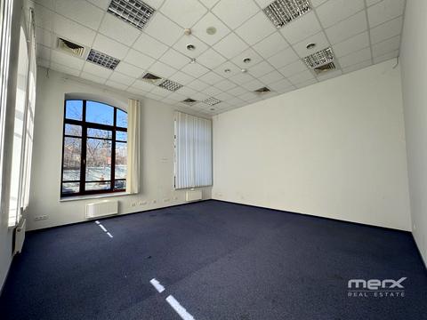 комерційна за адресою бульварно-кудрявська, 22-24