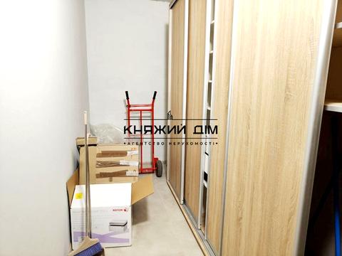 квартира за адресою Сім'ї Стешенків вул. (Тимофія Строкача), 9