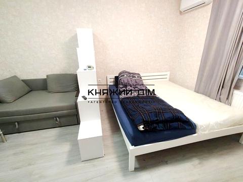 квартира за адресою Сім'ї Стешенків вул. (Тимофія Строкача), 9