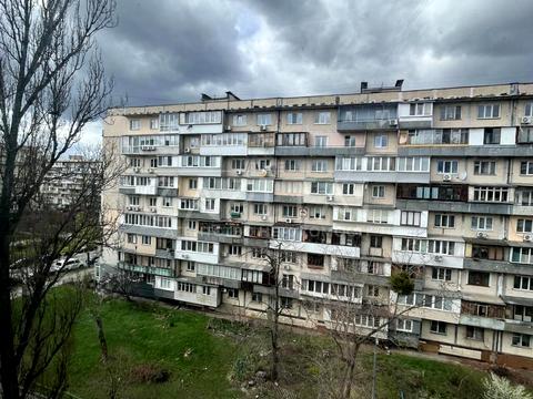 комерційна за адресою Амвросія Бучми бульв., 5/1