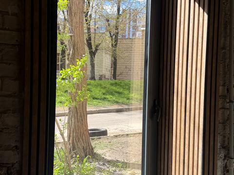 комерційна за адресою Галицька вул., 14