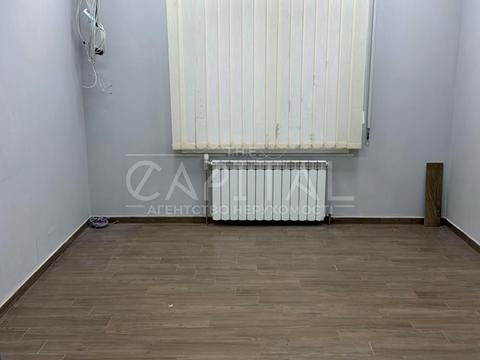 комерційна за адресою Климента Квітки вул. (Макаренка), 1а