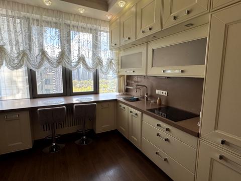 квартира по адресу Днепровская набережная ул., 14-А