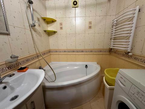 квартира за адресою Шота Руставелі вул., 13а