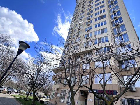 квартира за адресою Літературна вул., 12а, к.1
