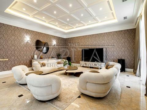 будинок за адресою с. Крюківщина, Молодіжна вул.