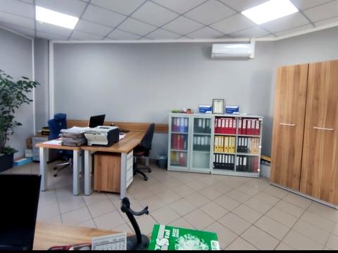 коммерческая по адресу Степана Бандеры просп., 42/2